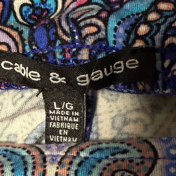 Cable & Gauge Women‎ Cold Shoulder Paisley Print 3/4 Sleeve Tunic Top Size L - Picture 3 of 7